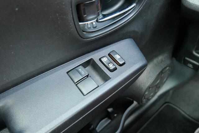 Toyota Yaris 1.5 Full Hybrid Aspiration Automaat | NL-Auto | Camera | Clima | Navi