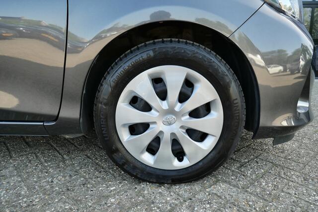 Toyota Yaris 1.5 Full Hybrid Aspiration Automaat | NL-Auto | Camera | Clima | Navi