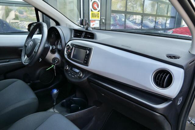 Toyota Yaris 1.5 Full Hybrid Aspiration Automaat | NL-Auto | Camera | Clima | Navi