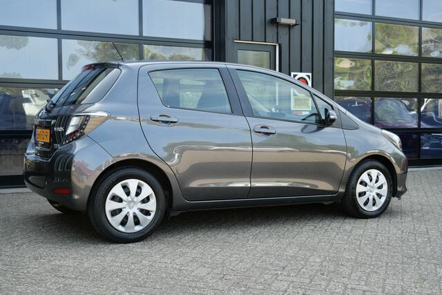 Toyota Yaris 1.5 Full Hybrid Aspiration Automaat | NL-Auto | Camera | Clima | Navi