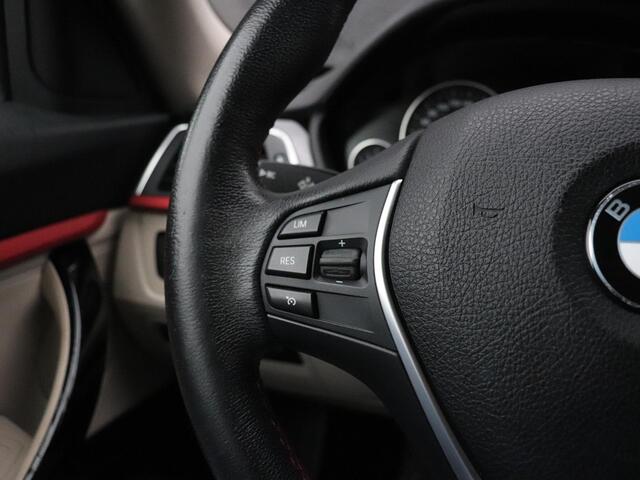 BMW 3-Serie GT Gran Turismo 320i High Executive | LEDER | HEAD-UP | STOELVERW. | PDC | CRUISE | NAVI |