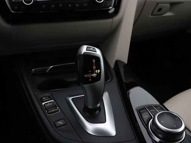 BMW 3-Serie GT Gran Turismo 320i High Executive | LEDER | HEAD-UP | STOELVERW. | PDC | CRUISE | NAVI |