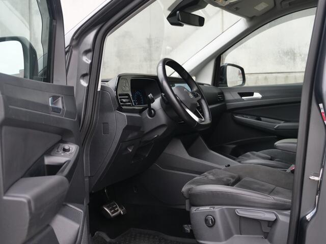 Volkswagen Caddy 1.5 TSI | Highline | Panoramadak | 7 zits | virtual-cockpit | camera | standkachel..