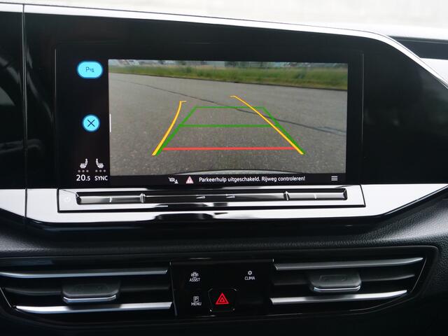 Volkswagen Caddy 1.5 TSI | Highline | Panoramadak | 7 zits | virtual-cockpit | camera | standkachel..
