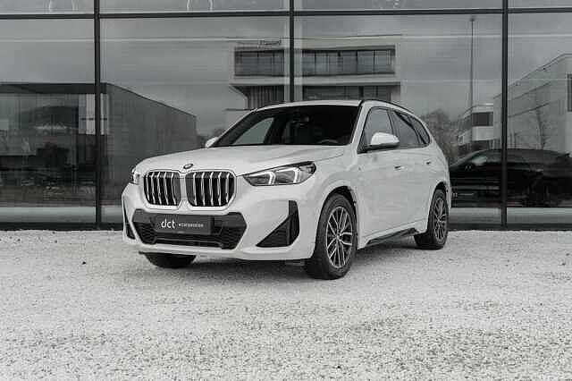 BMW X1 sDrive 20i Mpack PanoRoof Adaptive Headlights