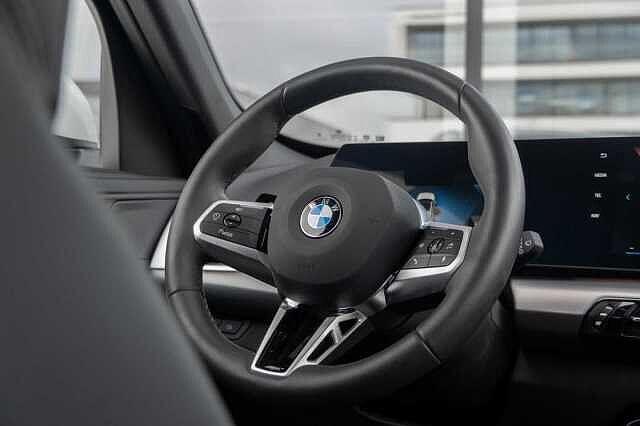 BMW X1 sDrive 20i Mpack PanoRoof Adaptive Headlights