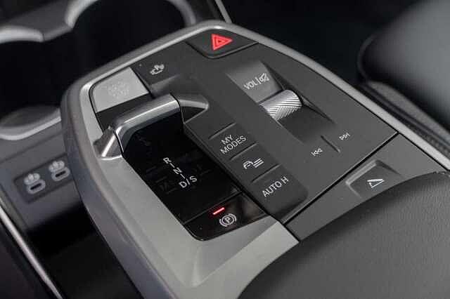 BMW X1 sDrive 20i Mpack PanoRoof Adaptive Headlights