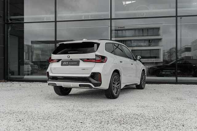 BMW X1 sDrive 20i Mpack PanoRoof Adaptive Headlights
