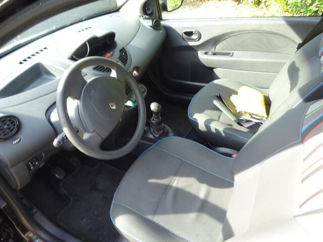 Renault Twingo MET AIRCO JAAR APK