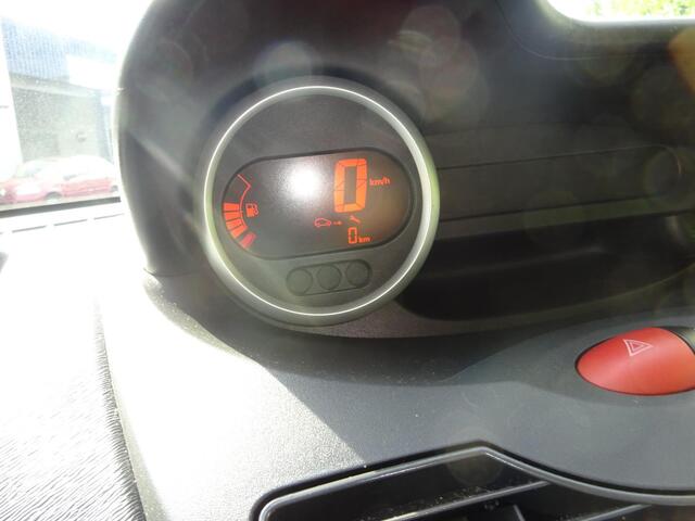 Renault Twingo MET AIRCO JAAR APK