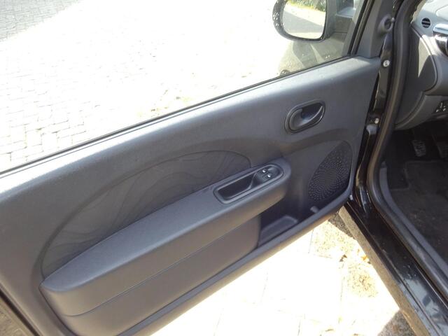Renault Twingo MET AIRCO JAAR APK