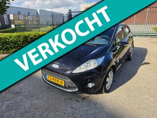 FORD FIESTA 1.25 Titanium CLIMA PDC NIEUWE APK 12-05-2027