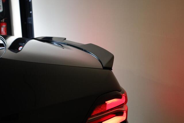 BMW 5-Serie 530e M Sport Edition |Panorama dak |HUD |H&K |Driving Assistant Plus |Iconic Glow |Stoelventilatie |Memory |360�