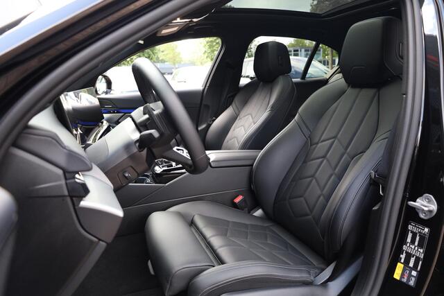 BMW 5-Serie 530e M Sport Edition |Panorama dak |HUD |H&K |Driving Assistant Plus |Iconic Glow |Stoelventilatie |Memory |360�