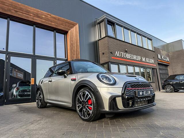 Mini John Cooper Works Mini 2.0 JCW Pack F1 aut 231pk/Pano/Camera/Hk/17.000km