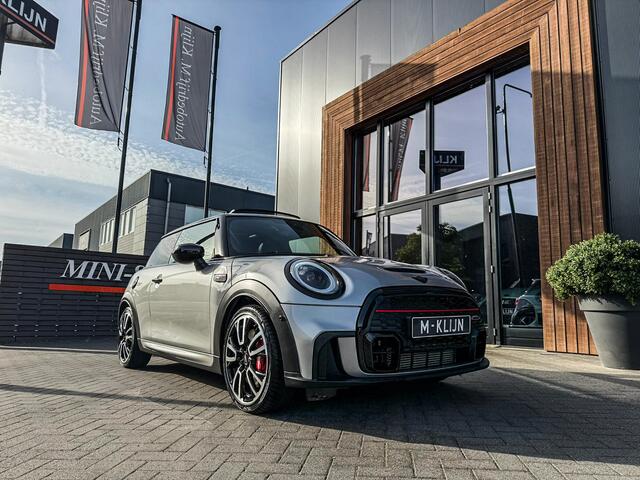 Mini John Cooper Works Mini 2.0 JCW Pack F1 aut 231pk/Pano/Camera/Hk/17.000km