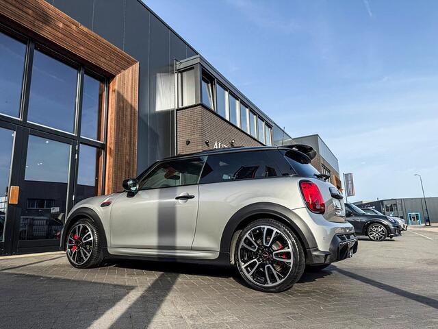 Mini John Cooper Works Mini 2.0 JCW Pack F1 aut 231pk/Pano/Camera/Hk/17.000km