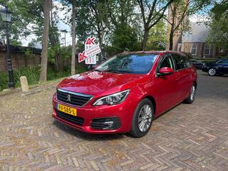 PEUGEOT 308 SW 1.2 PureTech Allure carplay/navi/pdc V+A. Wij zijn altijd de goedkoopste met de beste Vakgarage service.