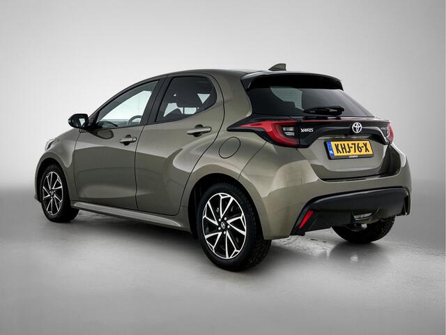 Toyota Yaris 1.5 Hybrid Style Limited + | Halflederen interieur | Panoramadak |