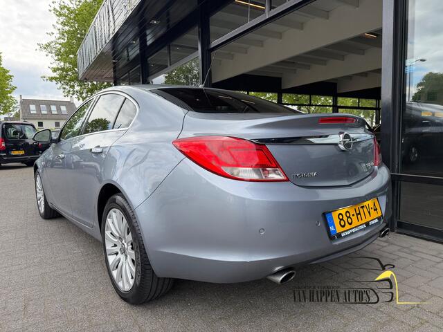 Opel Insignia 2.0 T Cosmo / apk 5-2027