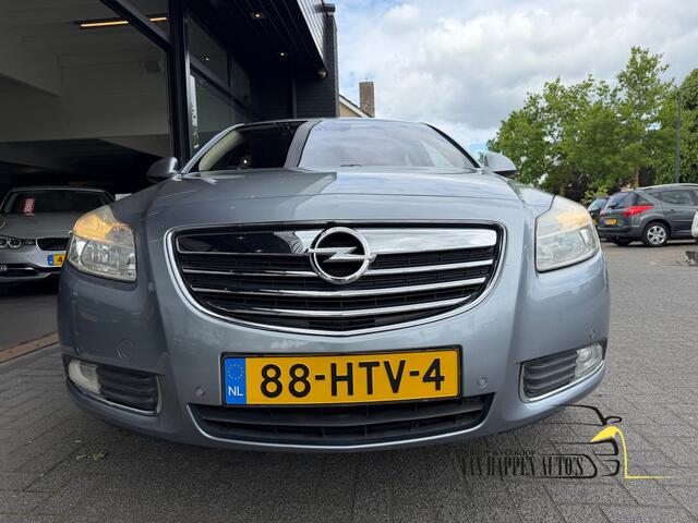 Opel Insignia 2.0 T Cosmo / apk 5-2027