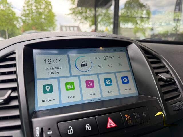 Opel Insignia 2.0 T Cosmo / apk 5-2027