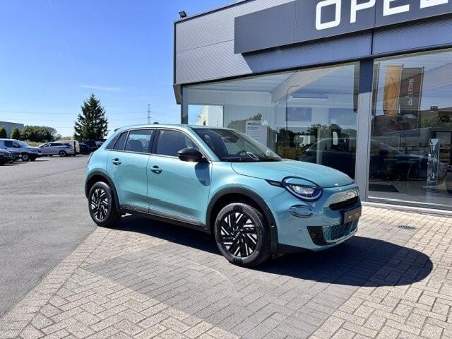 Fiat 600 110PK Hybrid/GPS/Camera/Carplay