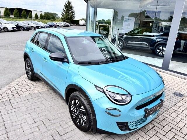 Fiat 600 110PK Hybrid/GPS/Camera/Carplay