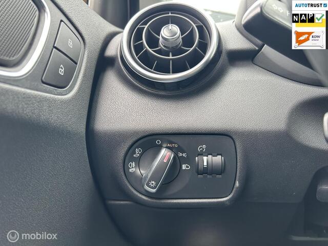 Audi A1 Sportback 1.4 TFSI S-line|CRUISE CONTR|XENON|APK|
