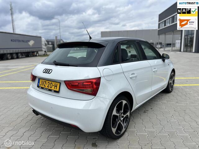 Audi A1 Sportback 1.4 TFSI S-line|CRUISE CONTR|XENON|APK|