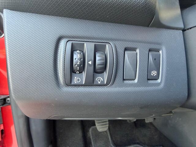 Renault Clio 0.9 TCe ECO Collection KEYLESS-NAVI-ANDROID