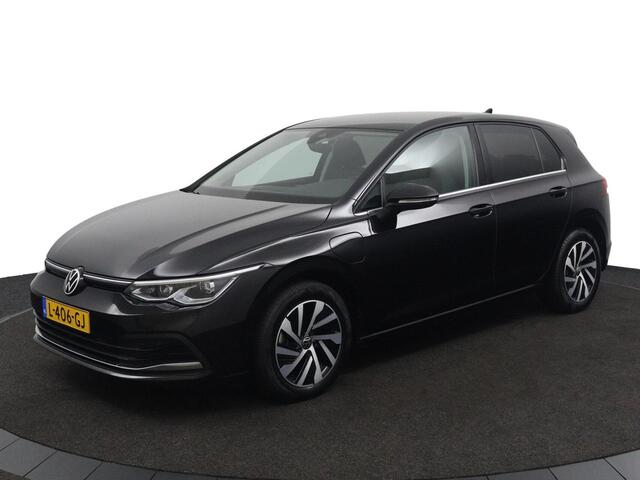 Volkswagen Golf 1.4 eHybrid Style | Adaptive Cruise |