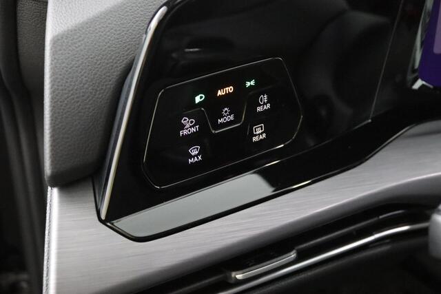 Volkswagen Golf 1.4 eHybrid Style | Adaptive Cruise |