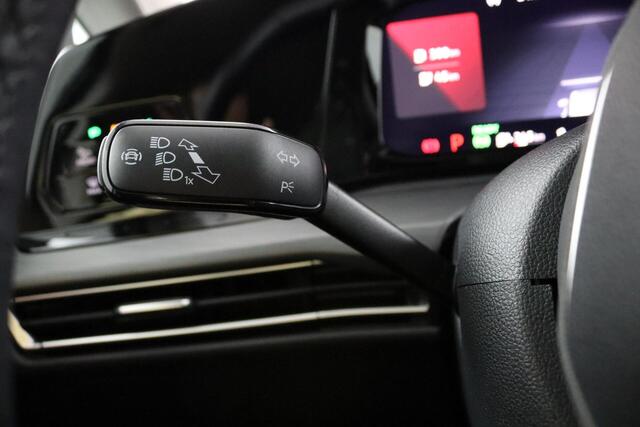 Volkswagen Golf 1.4 eHybrid Style | Adaptive Cruise |