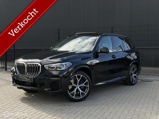 BMW X5 xDrive45e M-sport|PANO|HUD|360' CAM|TREKHAAK