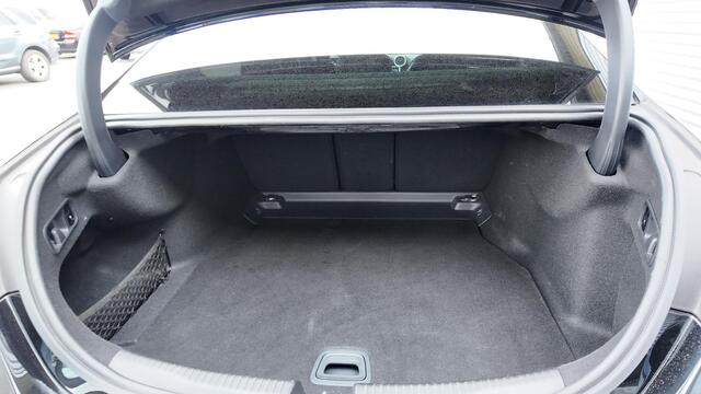 Mercedes-Benz C-Klasse 300 AMG Line