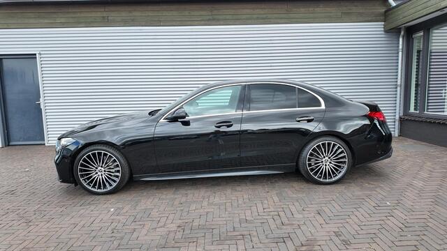 Mercedes-Benz C-Klasse 300 AMG Line