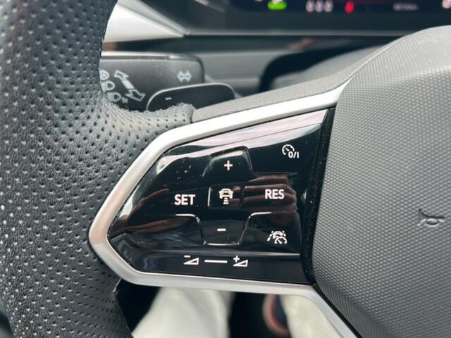 Volkswagen Arteon 1.4 TSI eHYBRID R-LINE TREKHAAK/PANO-DAK/360CAM/ELEK-KLEP/LEDER/ACC/HUD/IQ