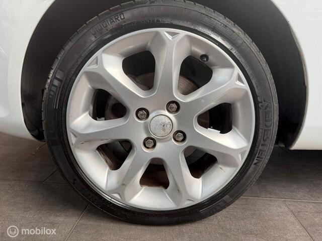 Ford Fiesta 1.25 Titanium/ Nap / Airco