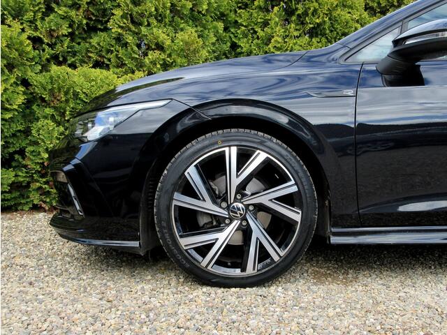 Volkswagen Golf 1.5 eTSI R-LinePano  Virt. cockpit  Sfeerverl. 