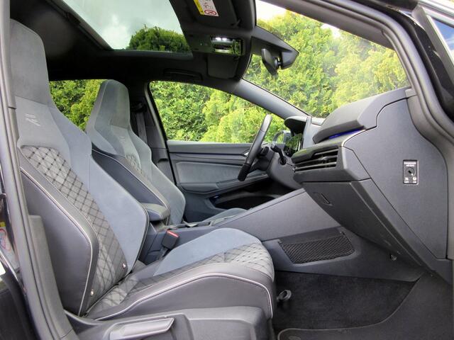 Volkswagen Golf 1.5 eTSI R-LinePano  Virt. cockpit  Sfeerverl. 