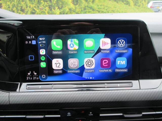 Volkswagen Golf 1.5 eTSI R-LinePano  Virt. cockpit  Sfeerverl. 