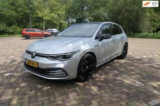 VOLKSWAGEN GOLF 1.5 eTSI R-Line Business Automaat/Apk/Climate/Cruise/Navi/Camera/Pano/
