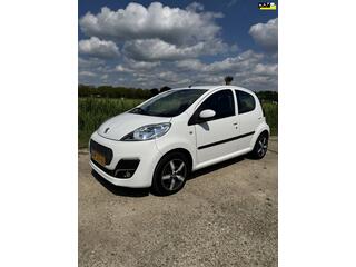 PEUGEOT 107 Nette Peugeot 107, 1.0 5DR 2012 Wit/Airco/NAP/LM velgen