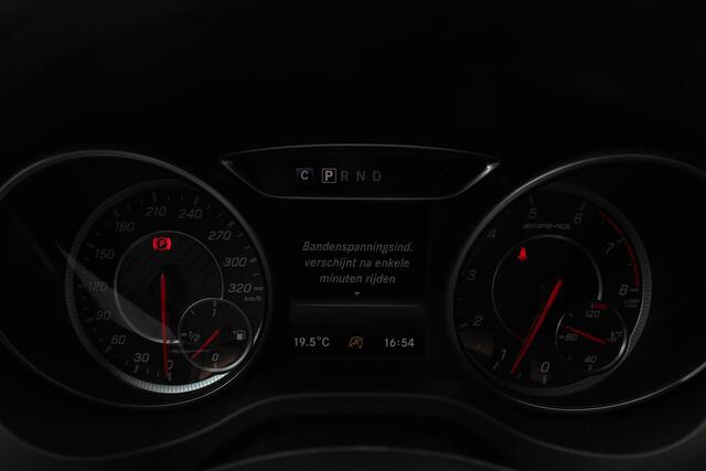 Mercedes-Benz A-Klasse MB AMG 45 4MATIC Adaptieve Demping, Carplay, CC, LED, Sportstoelen, NAVI, Parksens V en A, Grootlichtassistent, Airco, 19 AMG LMV