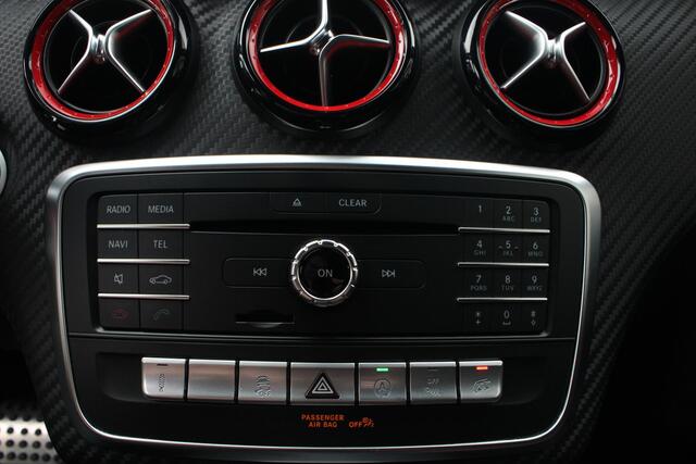 Mercedes-Benz A-Klasse MB AMG 45 4MATIC Adaptieve Demping, Carplay, CC, LED, Sportstoelen, NAVI, Parksens V en A, Grootlichtassistent, Airco, 19 AMG LMV