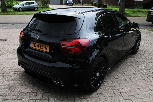 Mercedes-Benz A-Klasse MB AMG 45 4MATIC Adaptieve Demping, Carplay, CC, LED, Sportstoelen, NAVI, Parksens V en A, Grootlichtassistent, Airco, 19 AMG LMV