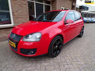 Volkswagen Golf V