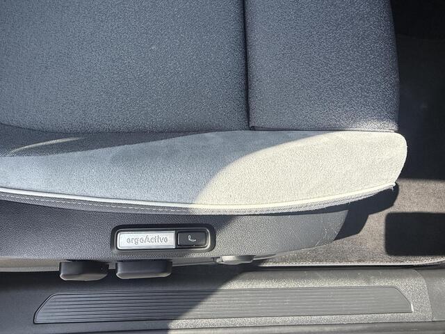 Volkswagen Id.3 First Max 58 kWh SOH 92,59% | 204 PK | Panorama dak | Navigatie | Parkeercamera | Dodehoek Detectie | Elek Verstelbare Stoelen | Stoelverwarming