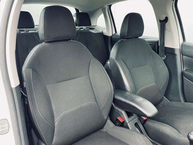 Citroen C3 1.2 VTi Collection, navi, pdc, climate, cruise